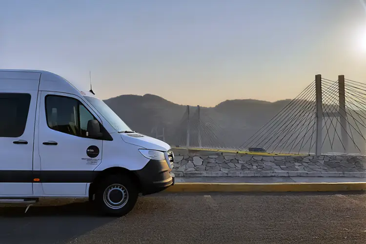 Flota Mobilux Mercedes Benz Sprinter renta en CDMX